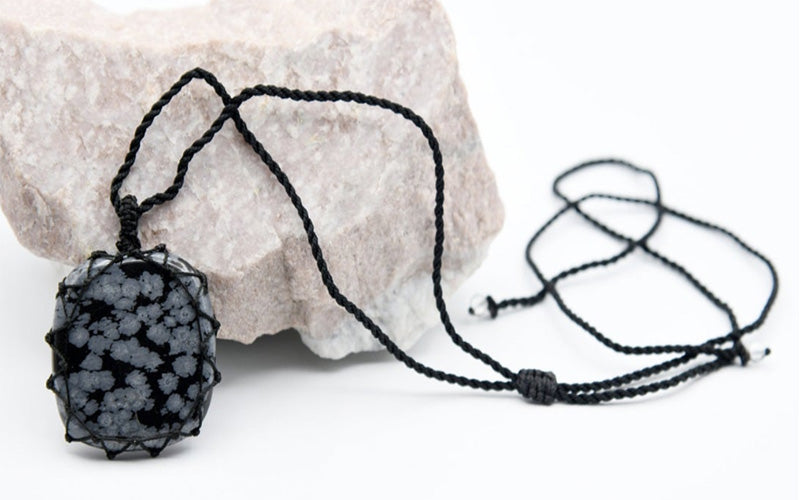 Snowflake Obsidian Jewelry: Meaning Properties and Benefits